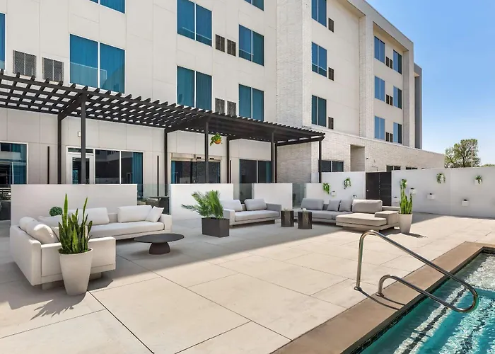Cambria Hotel Waco University Riverfront