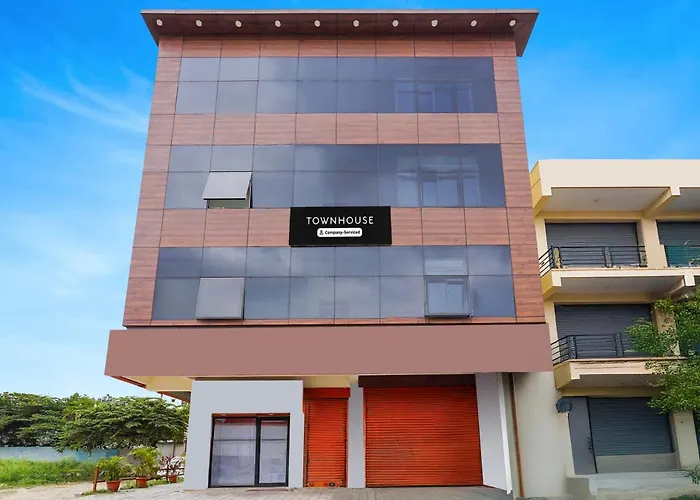 Super Townhouse Bidadi Formerly Royal Garuda Bangalore