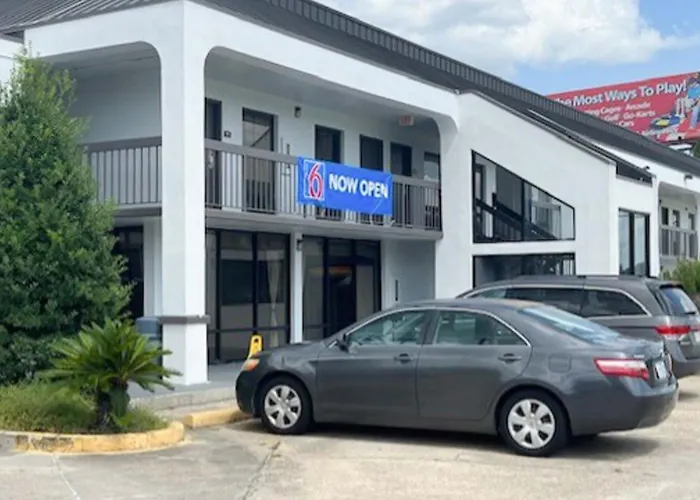 Motel 6 Baton Rouge East, La I12
