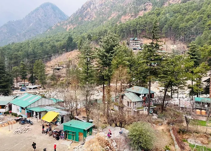 Hotel Pablo Escobar Kasol