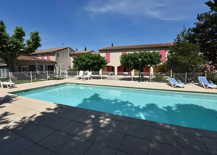 Hôtel PRATO PLAGE Pernes-les-Fontaines