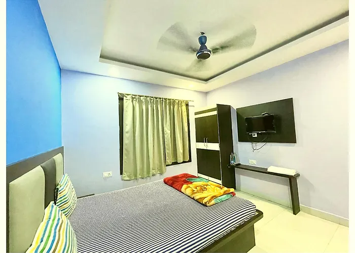 Hotel Janki # Pride Palace Near Jagannath Temple - Jagannath Temple - Restaurant And Lift - Parking Facilities - Fully Air Conditioning Hotel - All Rooms Spacious - Perfact Location With Excellent Service Puri