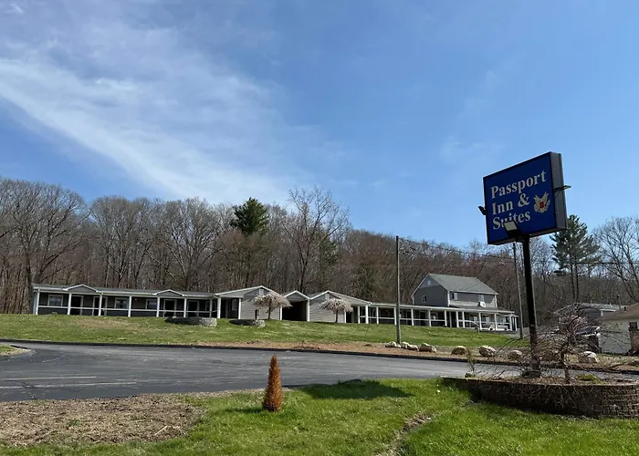 Passport Inn & Suites Chaplin