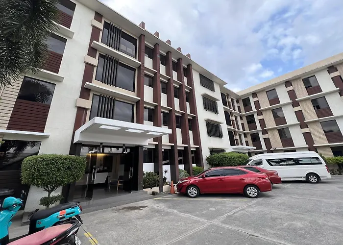 At The Pad Hotel And Resort Angeles