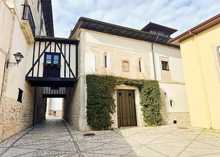 Llanes Suites