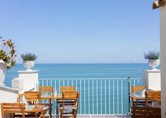 Casanova Rooms And Apartment To Rent Cefalu