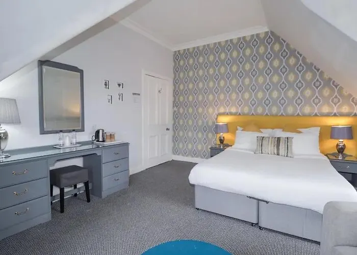 Mcinnes House Rooms With Breakfast Kingussie