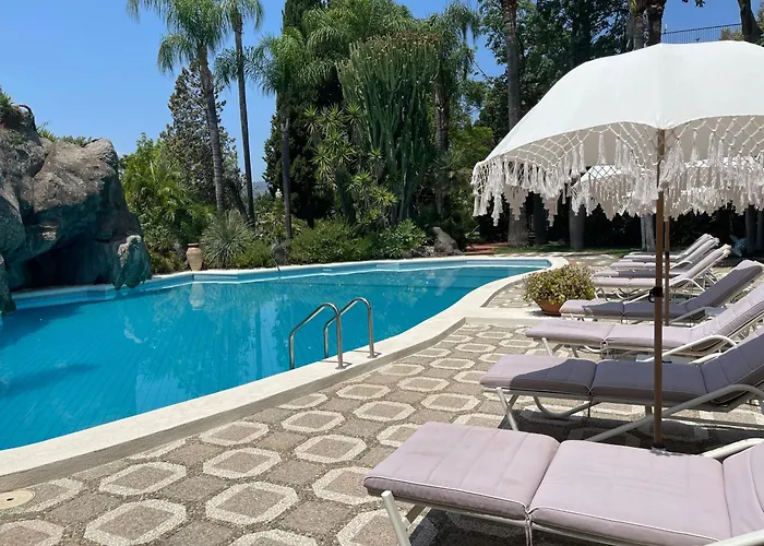 B&B La Villa Giardini Naxos