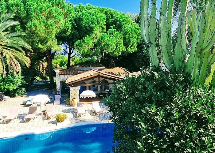 B&B La Villa Giardini Naxos