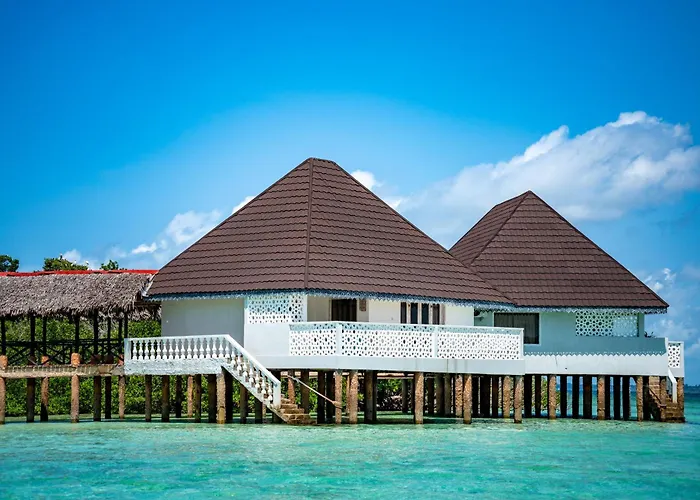 Chale Island Resort Ukunda