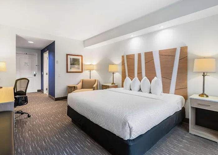 Best Western Plus Westgate Inn And Suites Leland