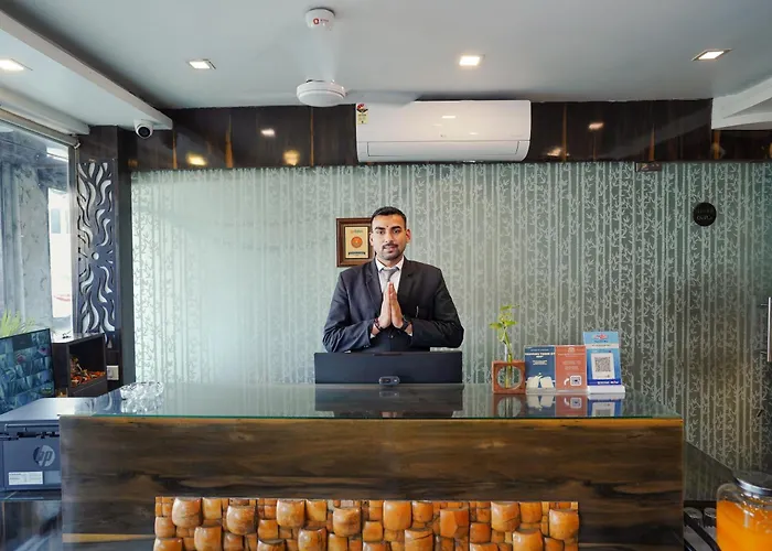 Hotel Sheldon International Near Science City Kolkata