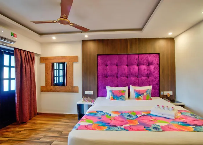 Lemonmint Svelton Manor Hotel Calangute