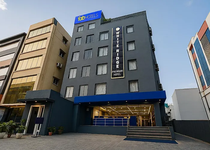 Fabhotel White Ridge-Sia Life Hospital, Kondapur