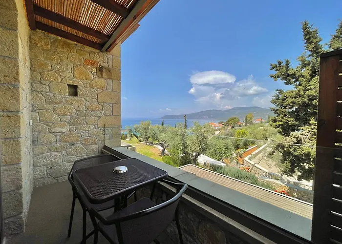 Diapori Suites Hotel Kardamyli