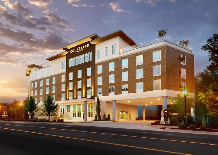 Courtyard By Marriott Atlanta Dunwoody Hotel