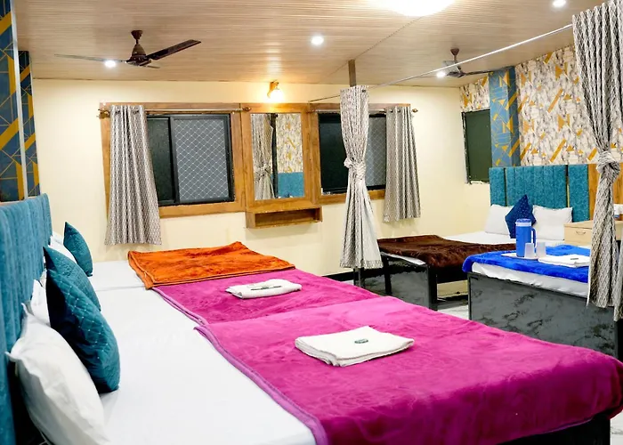 Hotel Mahalok Palace Ujjain