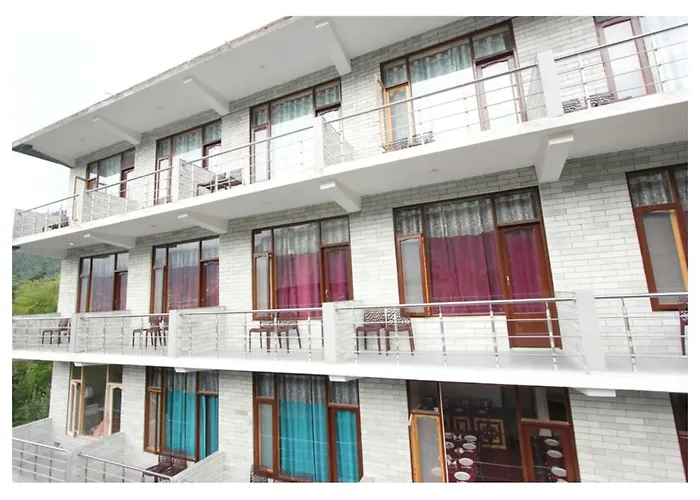 Hotel Saras Manali