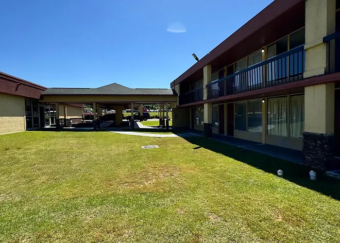 Budgetel Inn Phenix City