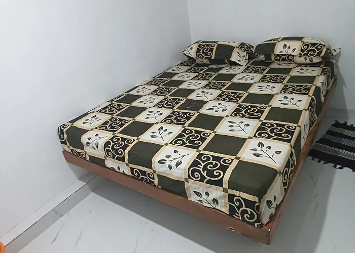 Vmg Residency Hotel Tiruchchendur