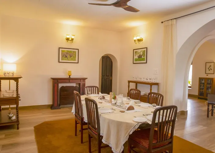 Sinna Dorai'S Rotti Kadai Bungalow Valparai