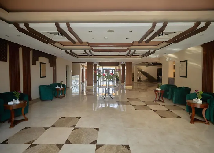 Swiss Inn Plaza Hotel 6th of October City