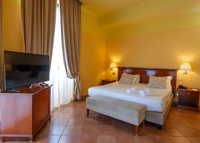 Hotel Nuvo Naples
