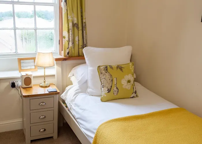 Market Cross Guest House Belford