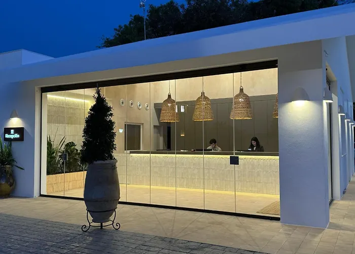 Hostal Los Rosales Conil De La Frontera