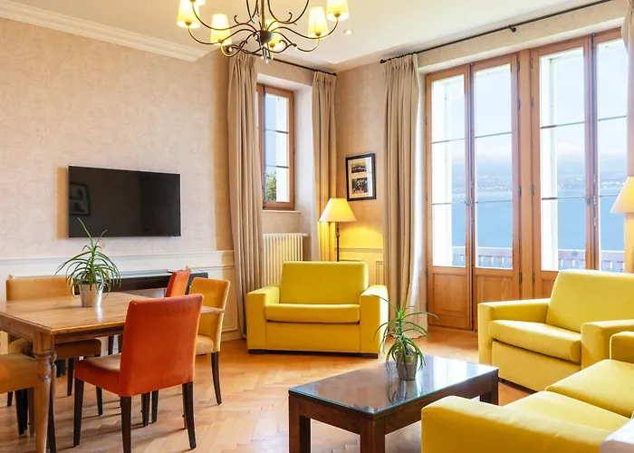 Le Manoir Du Golf Bed & Breakfast Publier