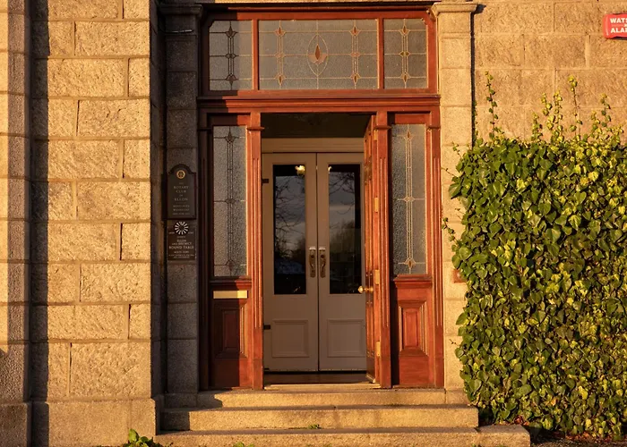 Station Hotel Ellon