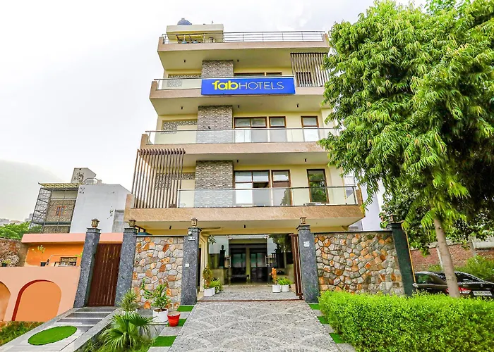 Fabhotel A&V Hospitality Noida