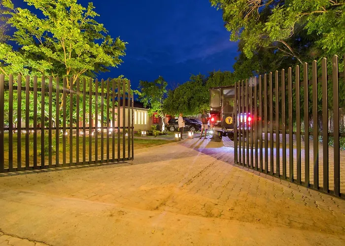 Yala Chalets By Lalan Leisure Kirinda 