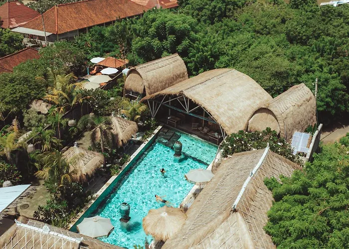 Laguna Biru Nusa Lembongan 