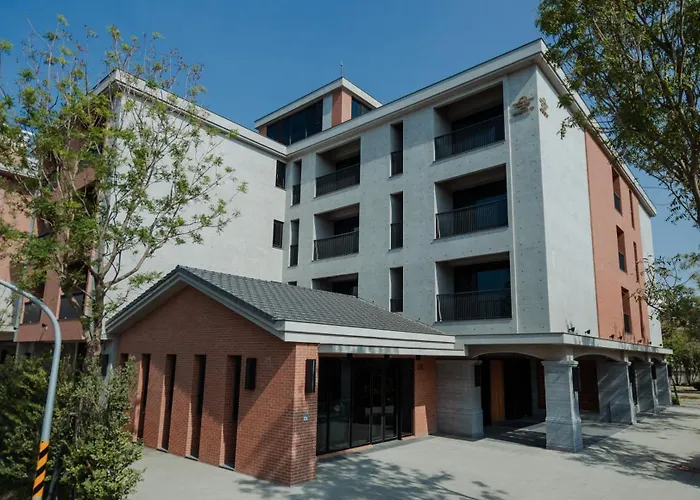 Xiuxi Anping Hotel Tainan