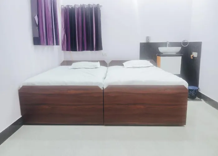 Ramashish Kutir Hotel Varanasi
