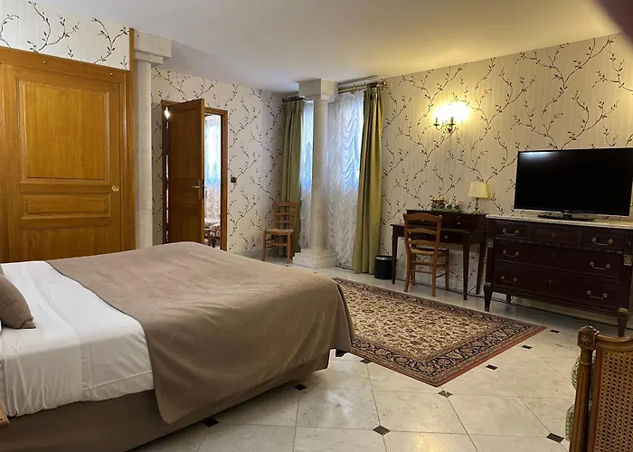 Logis Hotel Belle Epoque Beaune 