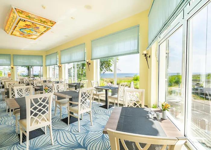 Strandhotel Seerose Ostseebad Kölpinsee