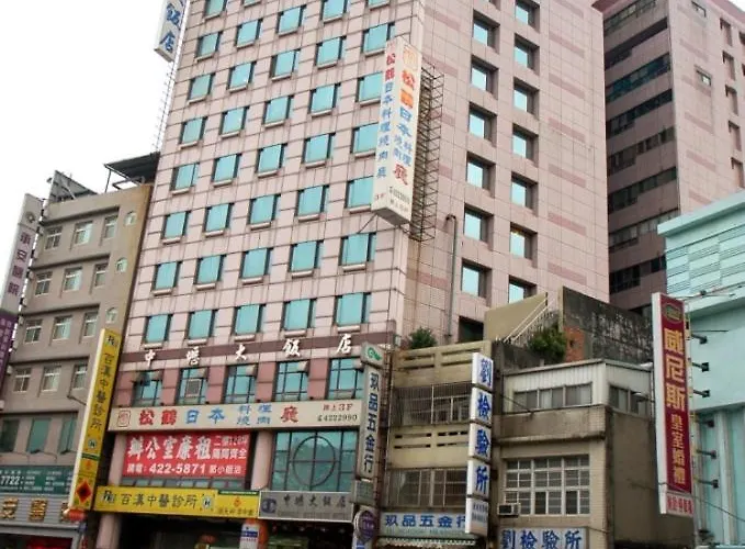 Chungli Business Hotel Zhongli