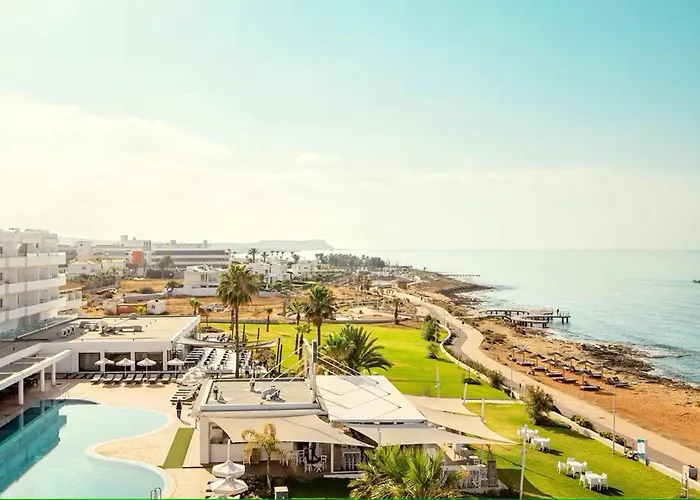 Piere - Anne Beach Hotel Айя-Напа
