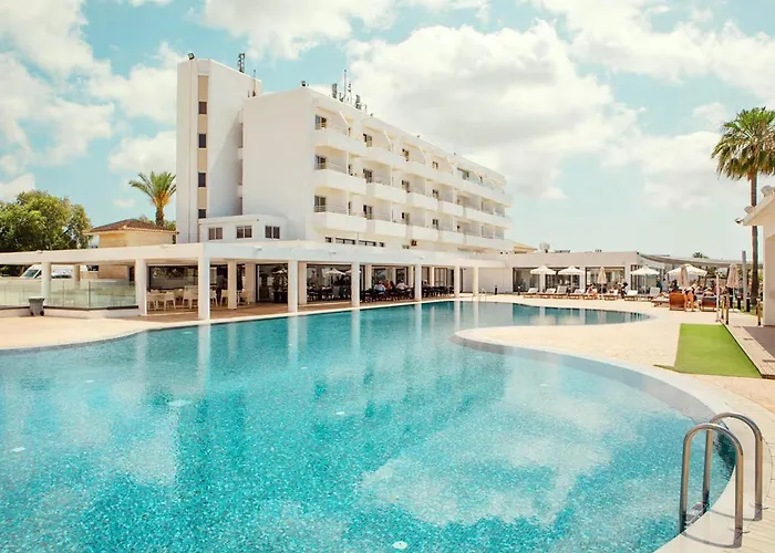 Piere - Anne Beach Hotel Ayía Nápa