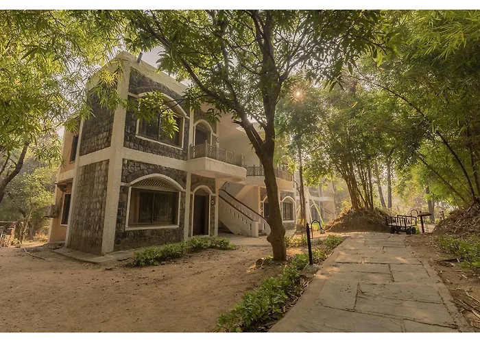 Jungle King Resort Kanha