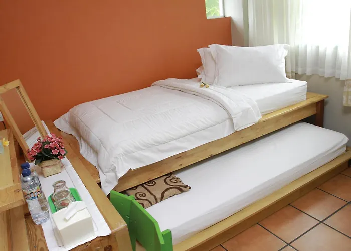 Roemah 28 Syariah Hotel Medan