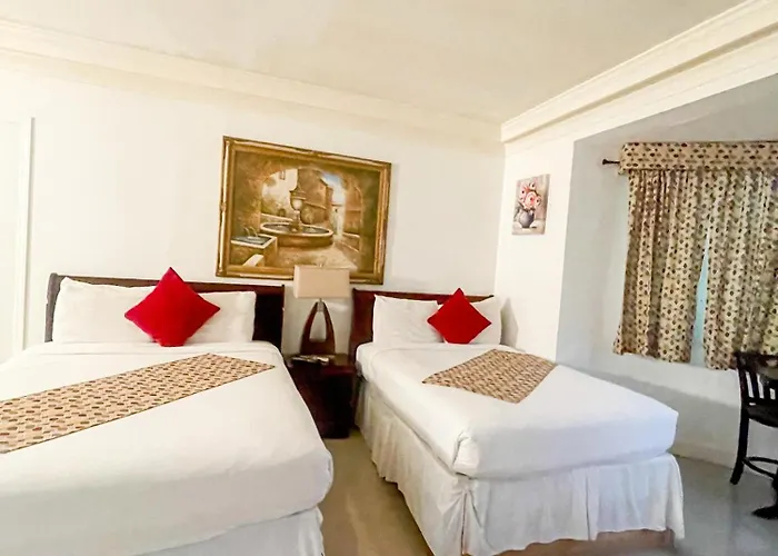 Golden Palms House Bed & Breakfast Nassau