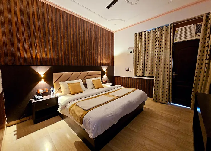 Shri Krishna Divine Dham Hotel Mathura