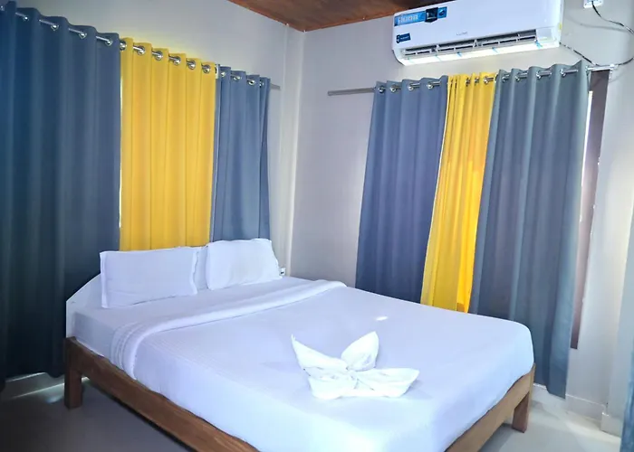 Rahaman Farm House Lataguri