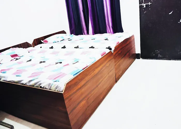 Ramashish Kutir Hotel Varanasi