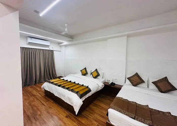 Hotel Ok International Varanasi