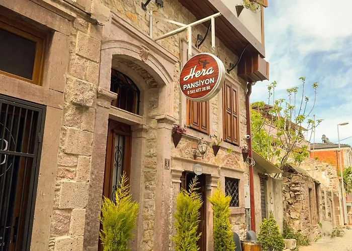 Hera Pansiyon Ayvalı