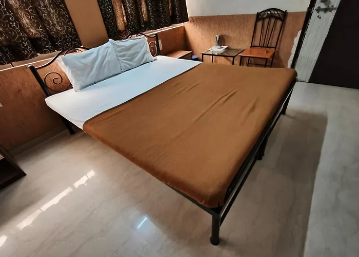 Hotel Girija Residency Kolhapur